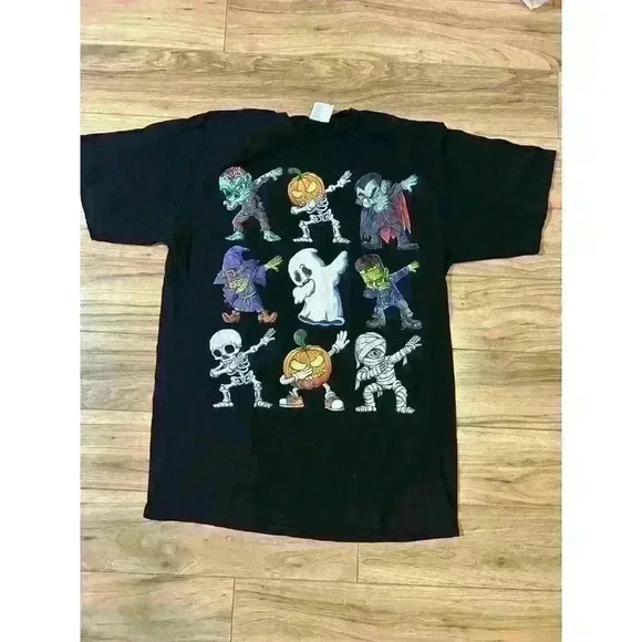 Kids Halloween T-shirt - Picture 1 of 3